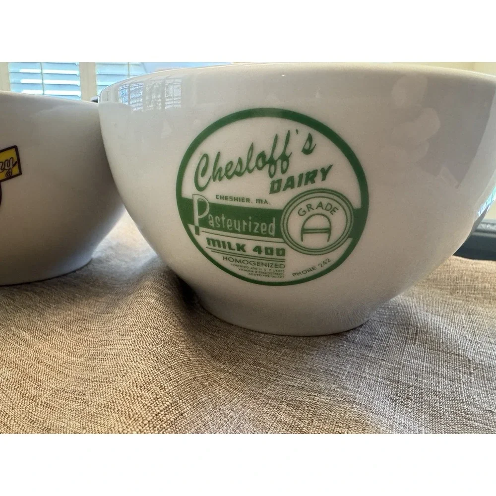 Pottery Barn Dairy Milk Advertisement Cereal Bowls Complete Set of 6 Retired